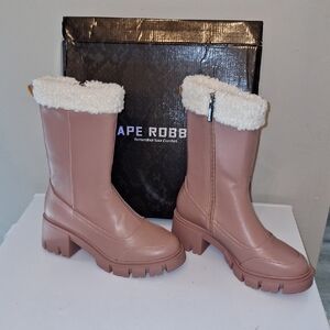 Cape Robbin Women's Blush Winter Boots